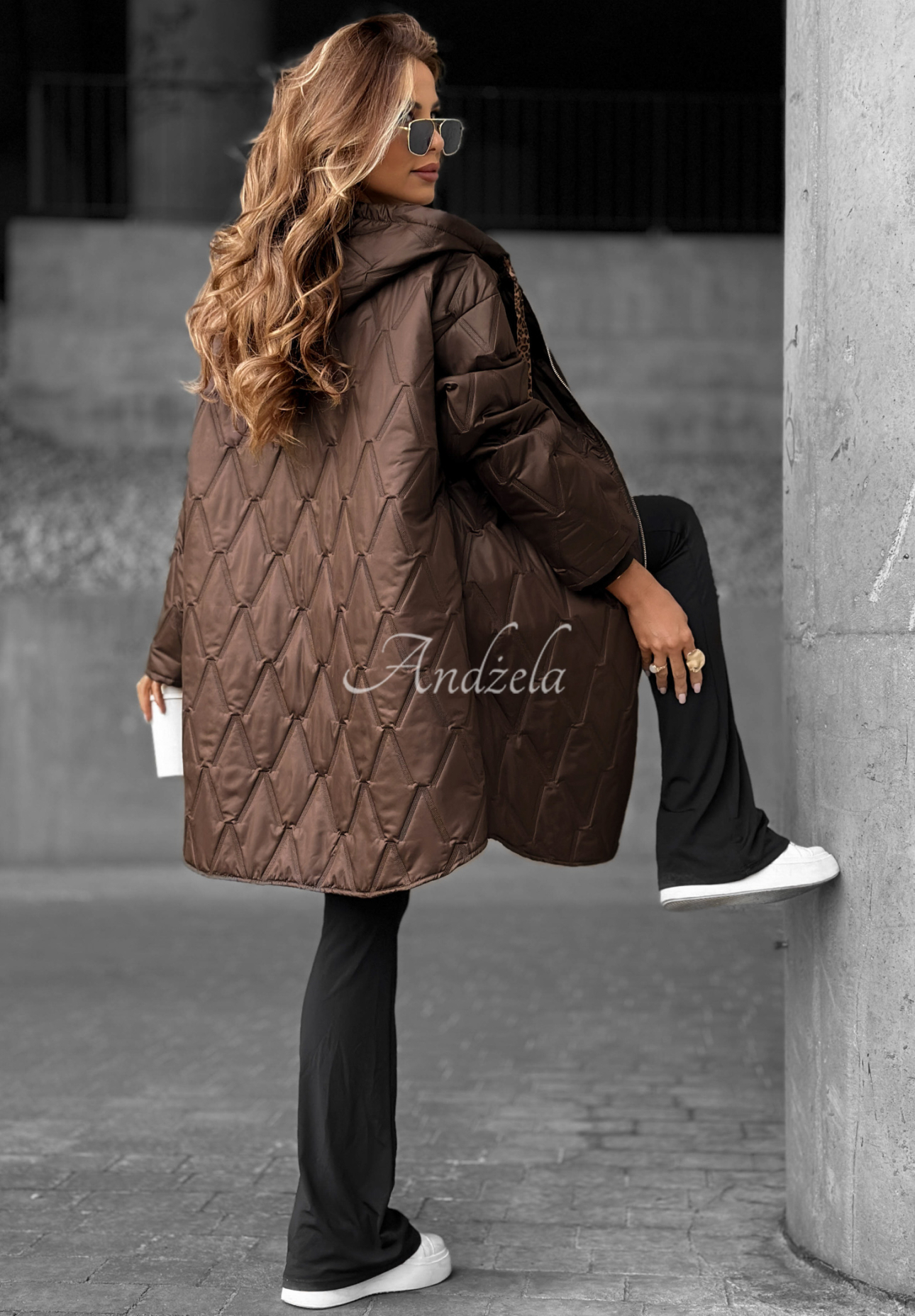 Long quilted jacket Best Version Of You chocolate.