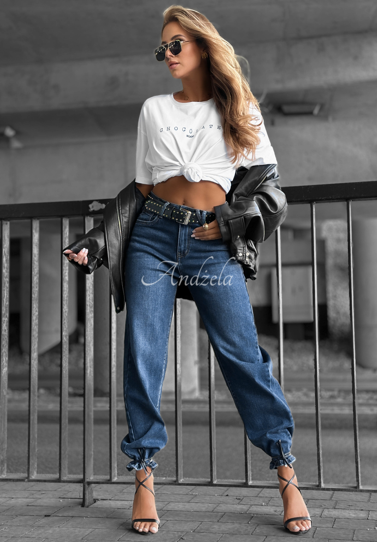 Denim mom fit pants with Stay Curious belt dark blue