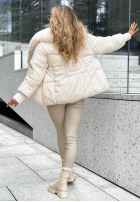 Puchowa kurtka z kapturem No Signal beżowa