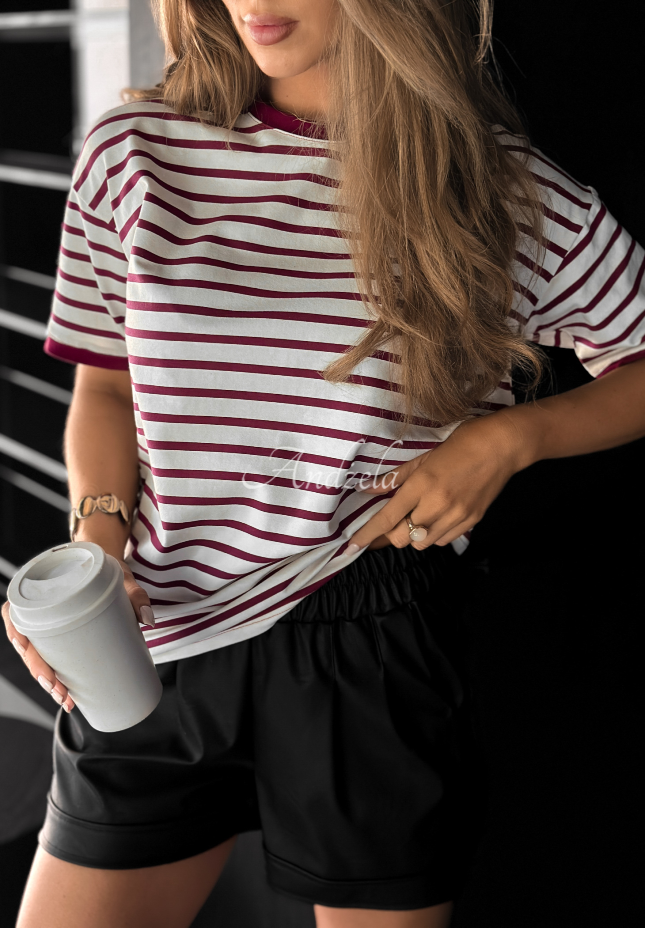 Bawełniany T-shirt w paski Long Story biało-burgundowy