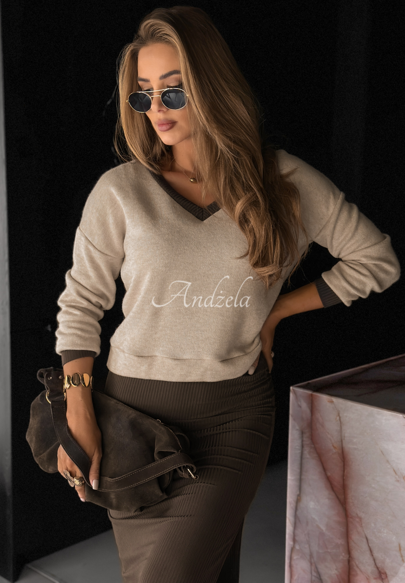 Komplet prążkowana sukienka i sweter Autumn Feelings czekoladowy