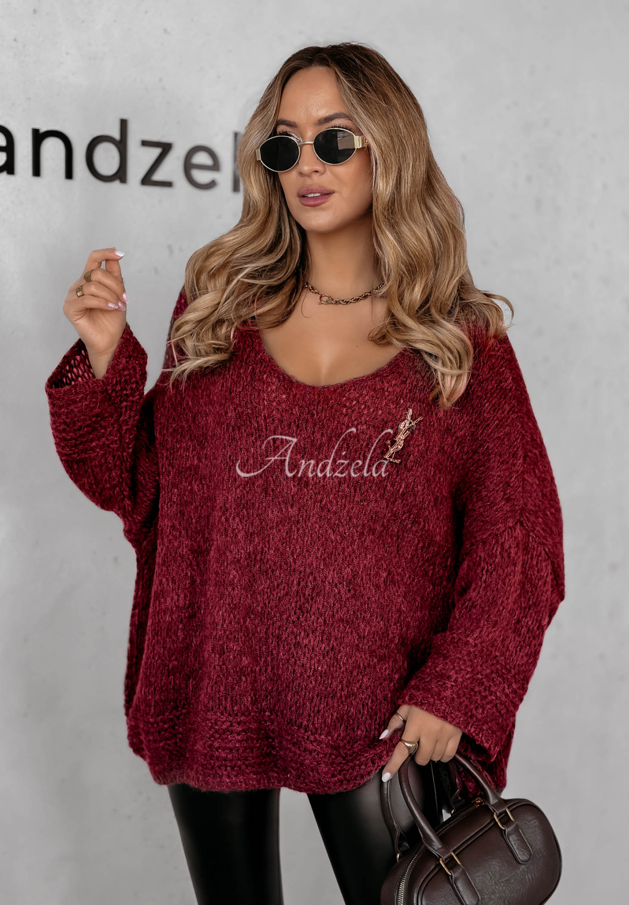 Sweter oversize z wełną Gentle Cuddle burgundowy