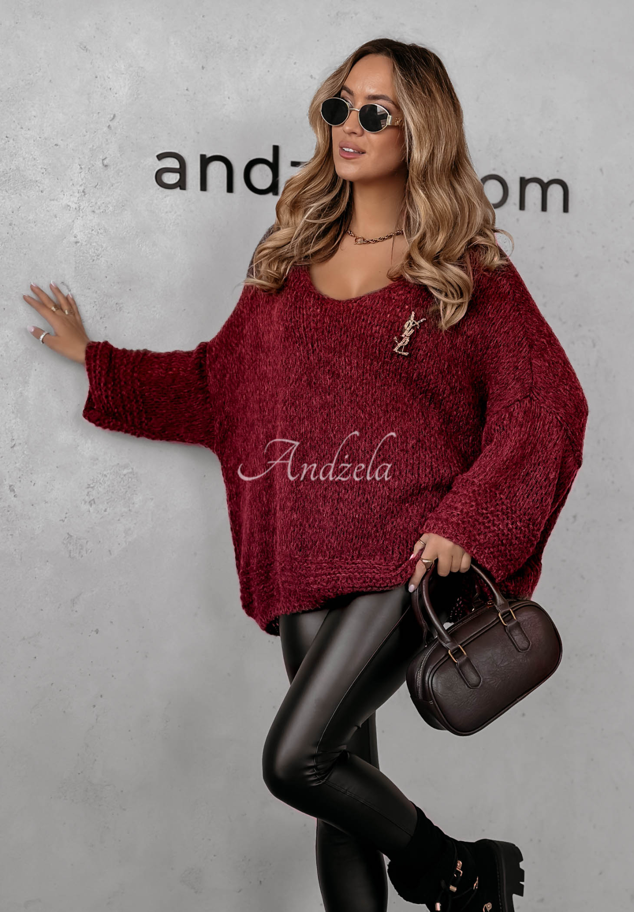 Sweter oversize Gentle Cuddle burgundowy