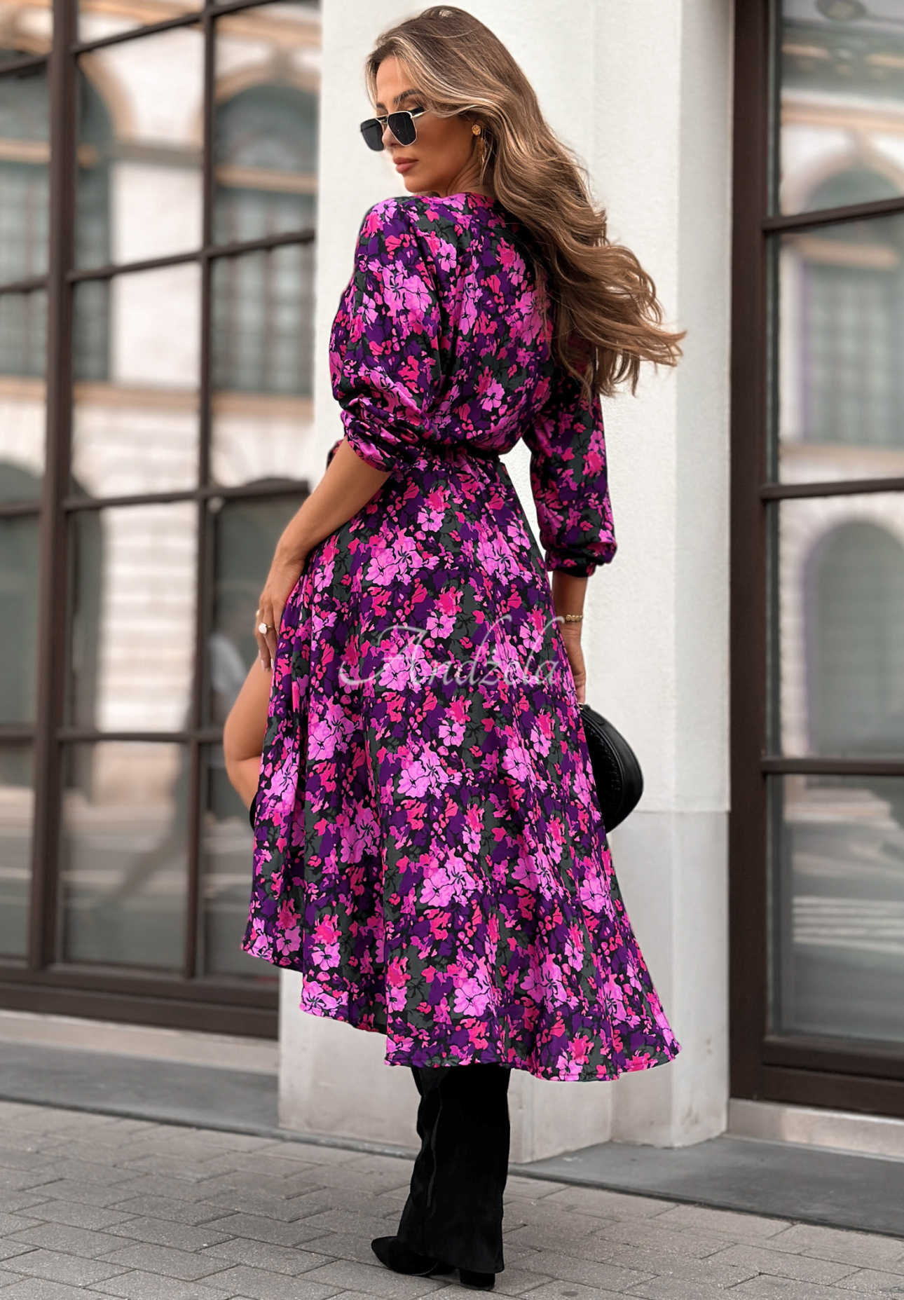 Viscose patterned dress with belt She Won That pink and purple