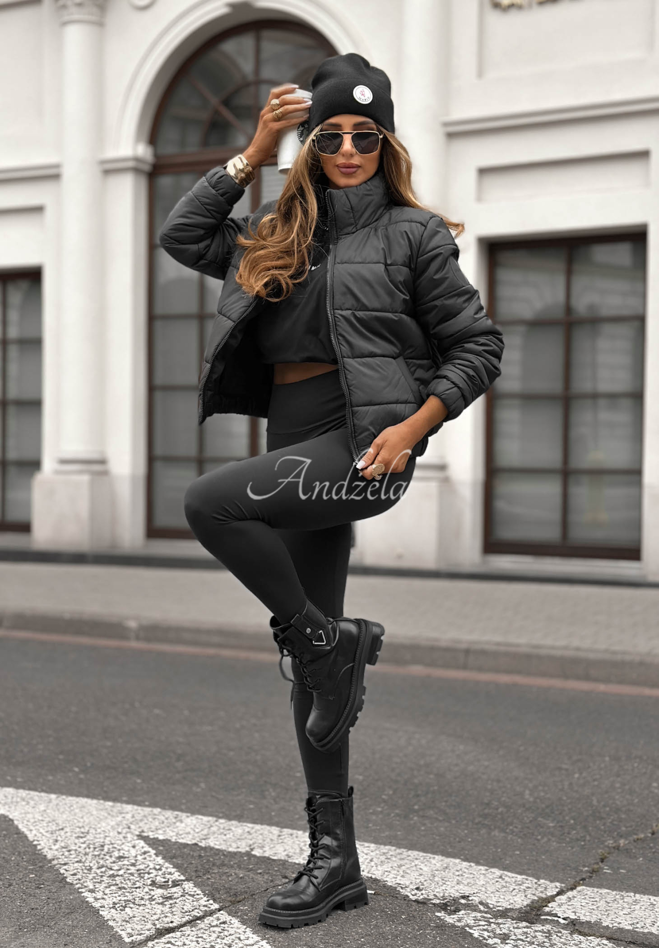 Pikowana kurtka Broken Silence czarna