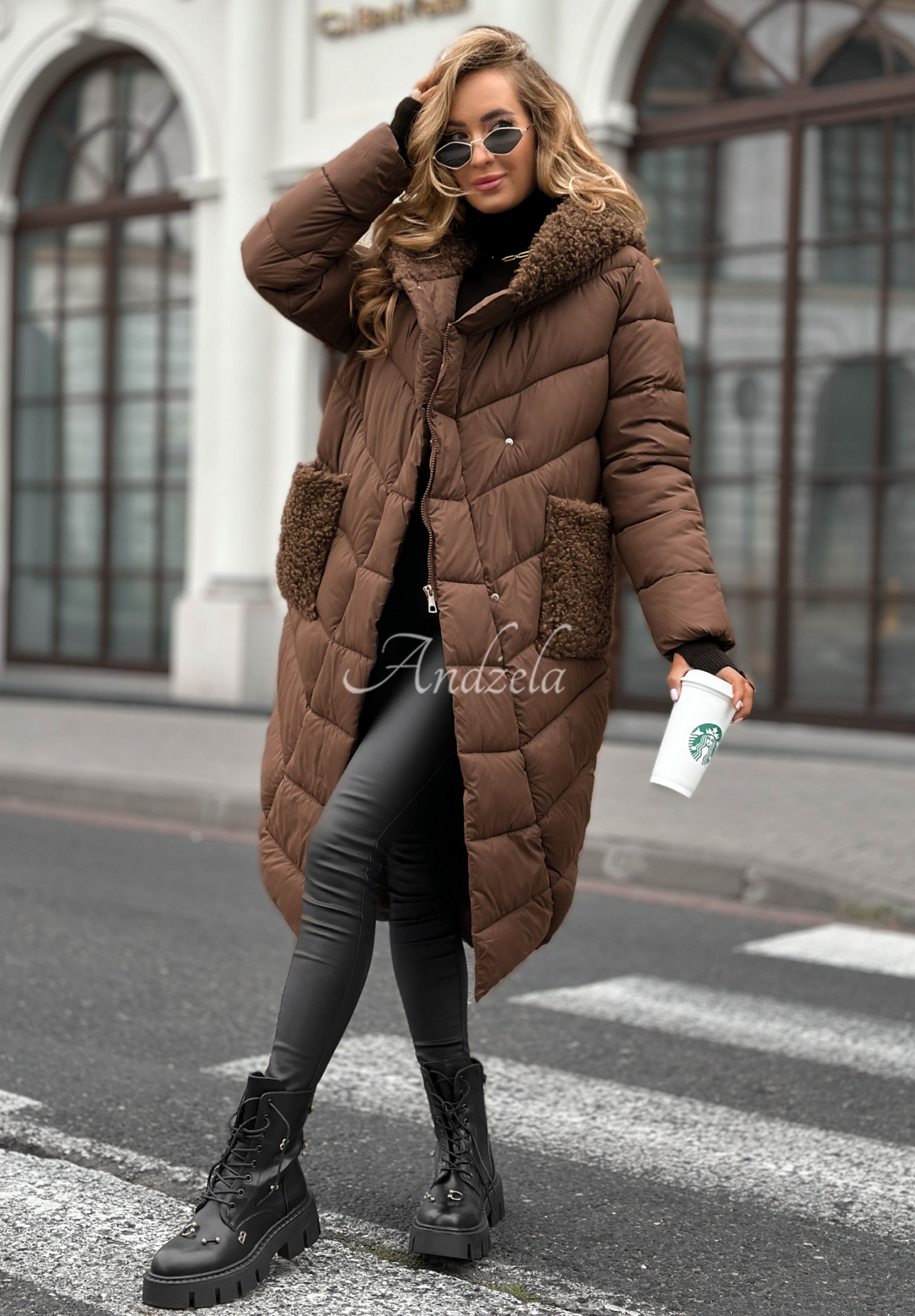 Długa pikowana kurtka z kożuszkiem Long Cold Winter czekoladowa