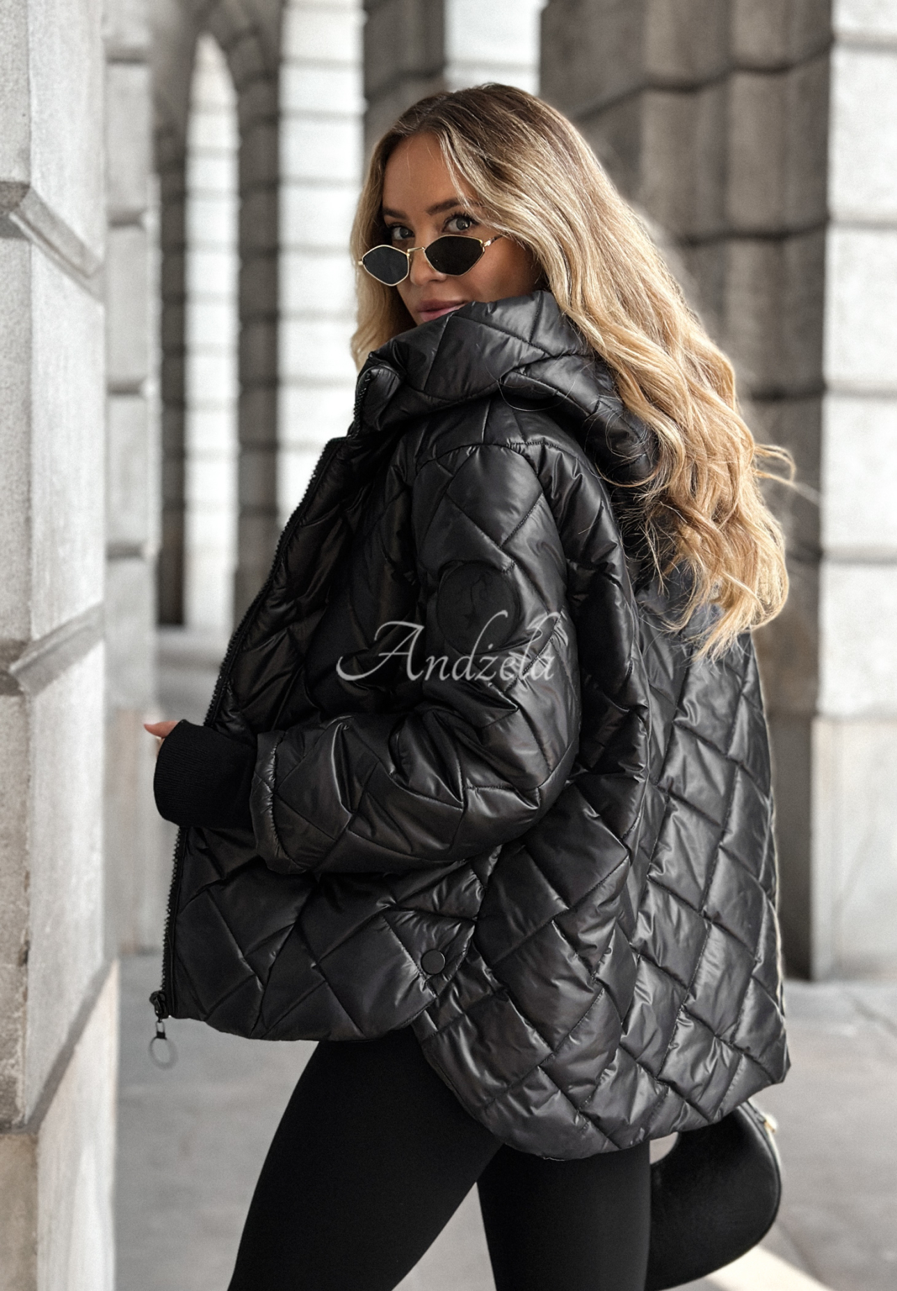 Just The Wind quilted hooded jacket black