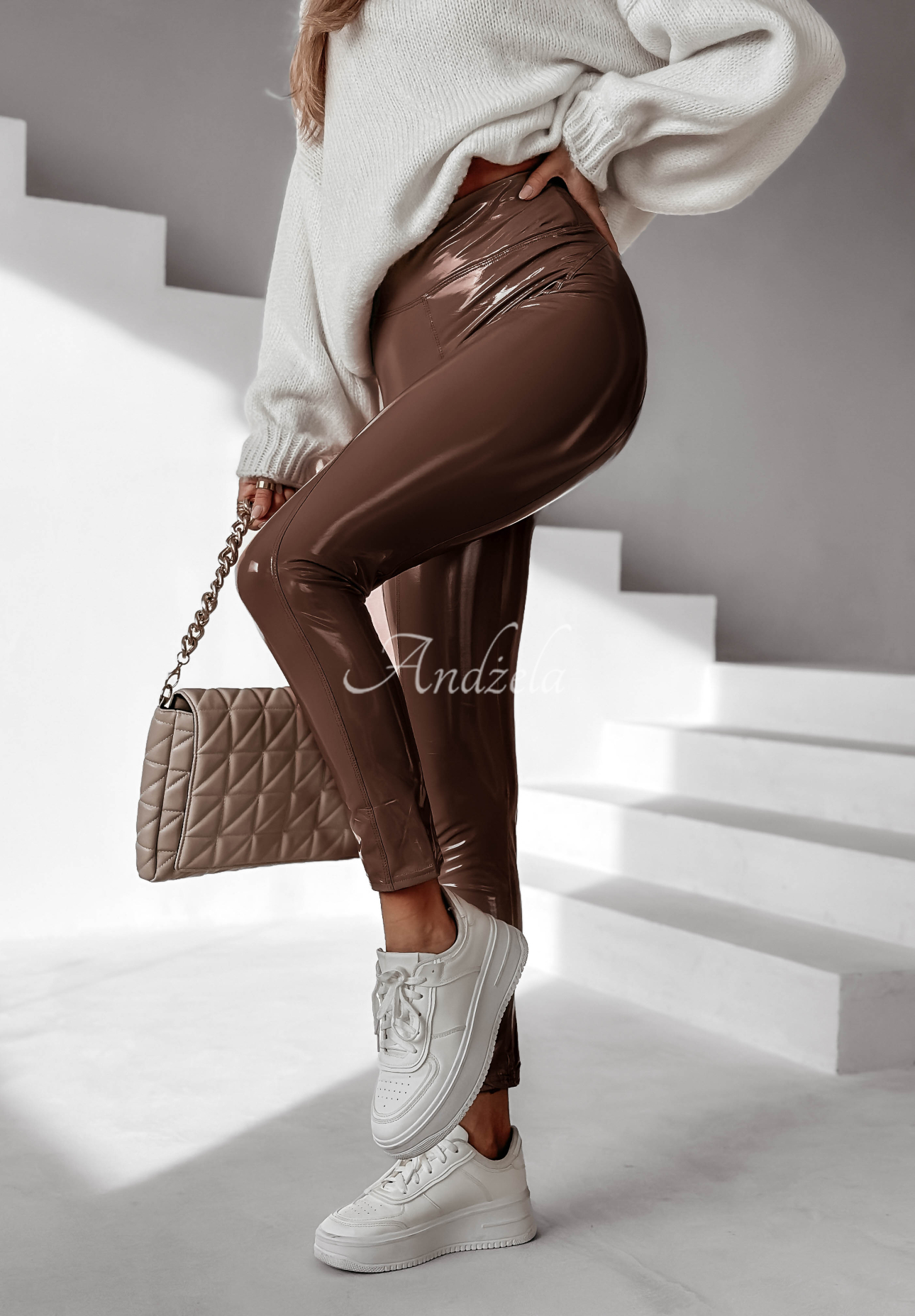 Lateksowe legginsy I’m Blessed czekoladowe