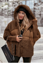 Pikowana kurtka z futerkiem Snow & Pines camelowa