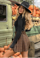 Dopasowany sweter z golfem Between Us czarny