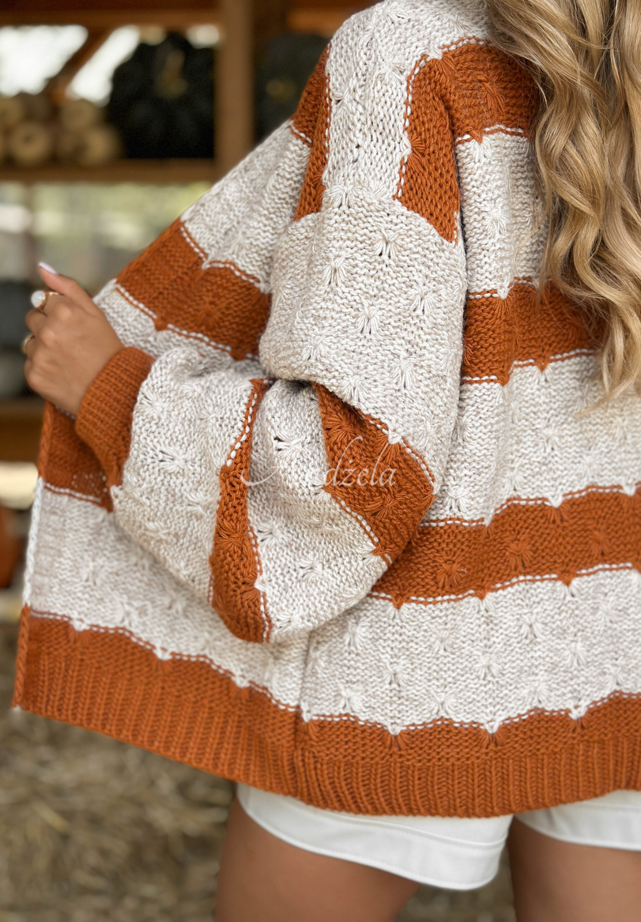 Short striped cardigan Not Coming Back beige and orange