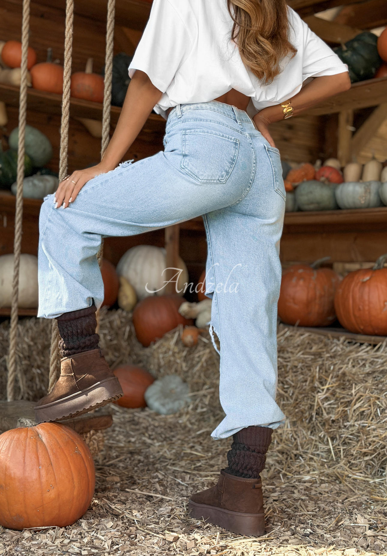 Spodnie jeansowe wide leg z przetarciami Hold That Thought niebieskie