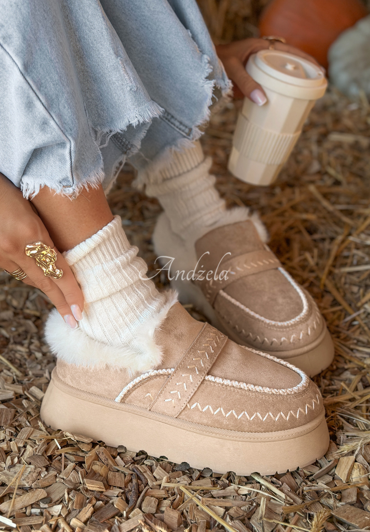 Suede boots with fur Walking On Leaves beige