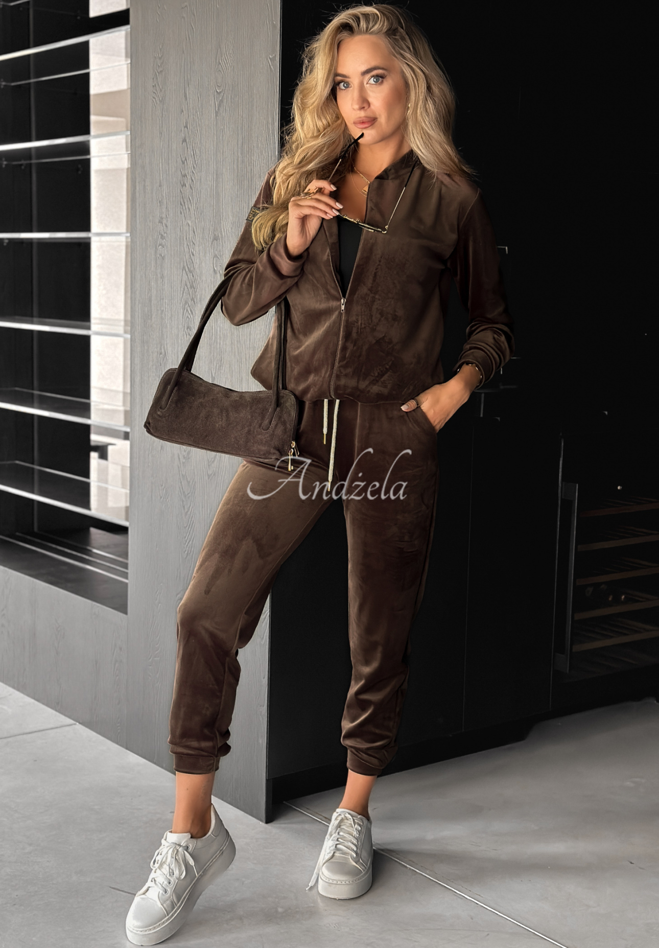 Welurowy komplet Better Later czekoladowy