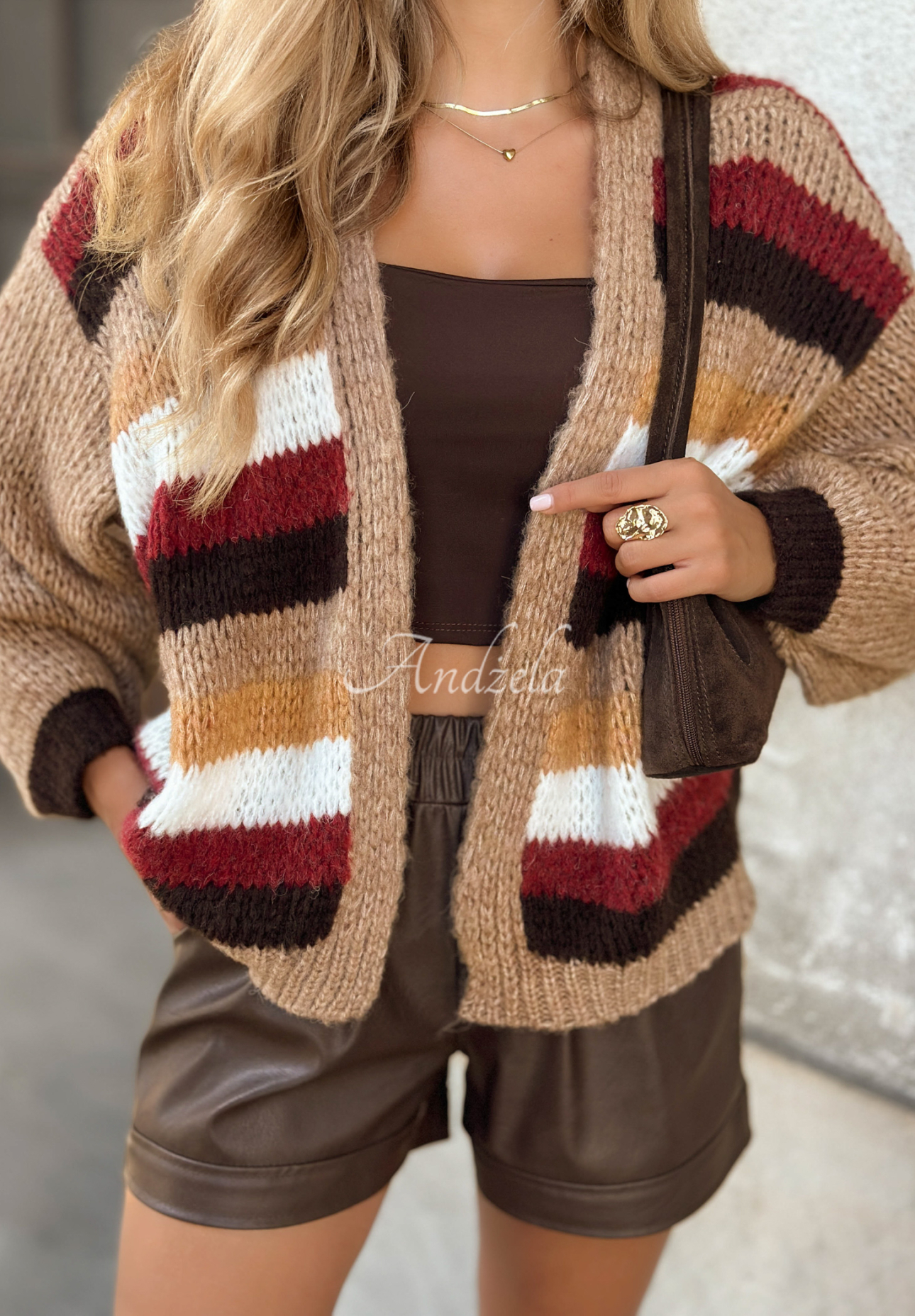 Short wool cardigan Bad Decision beige