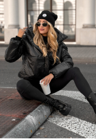 Pikowana kurtka z kapturem Too Late Now czarna