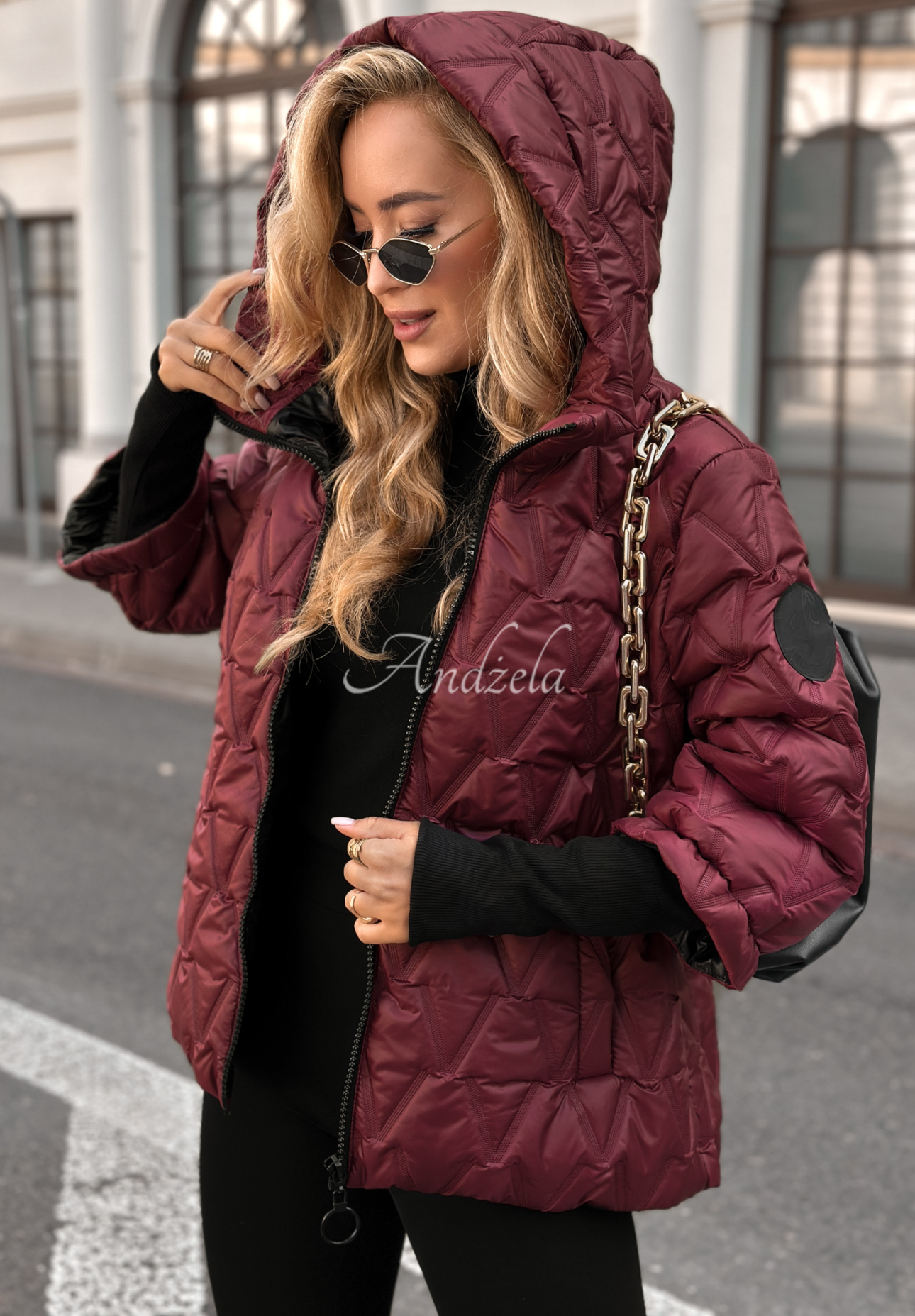 Quiet Afternoon burgundy short quilted jacket