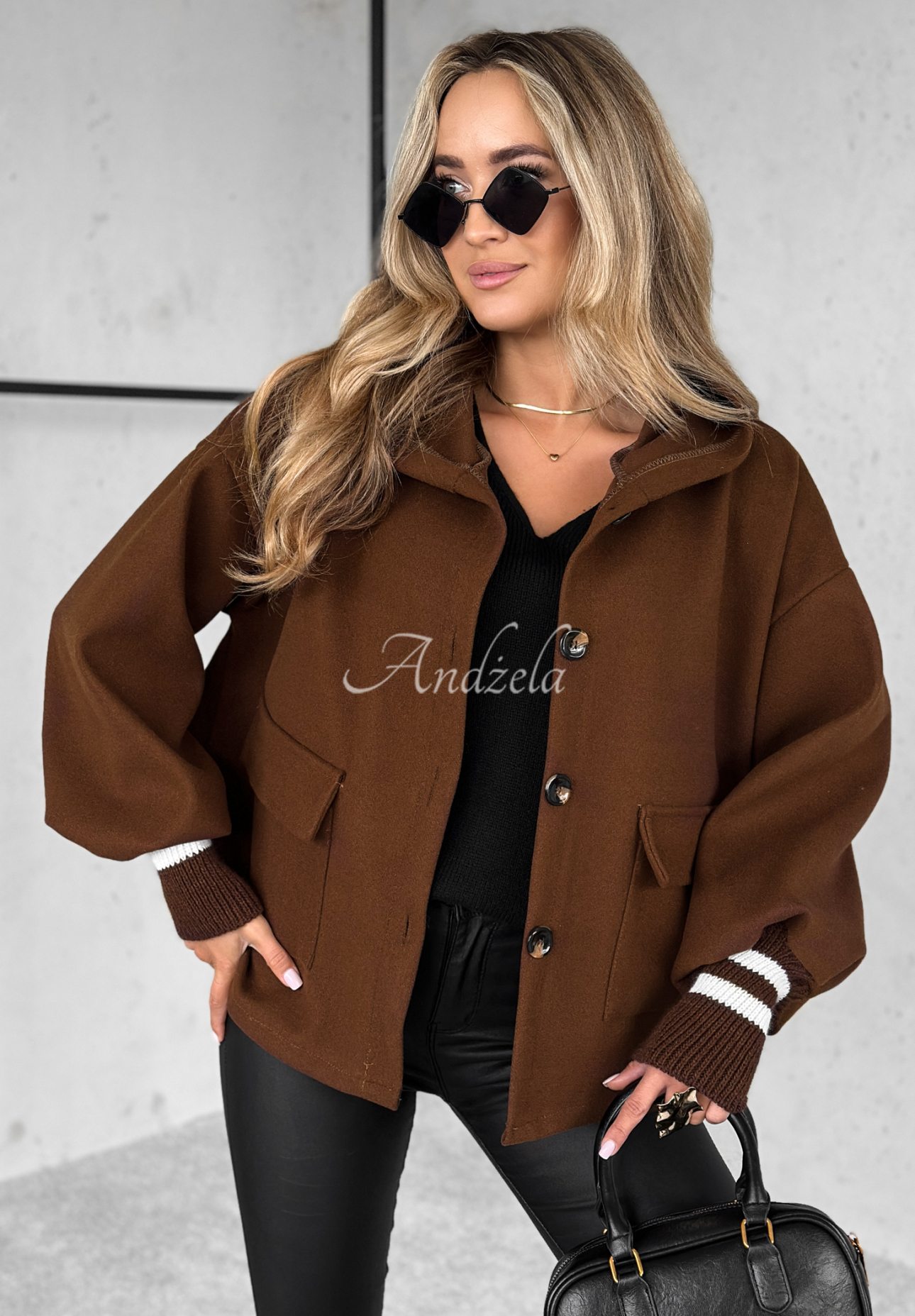 Short jacket with hood Your New Number chocolate.