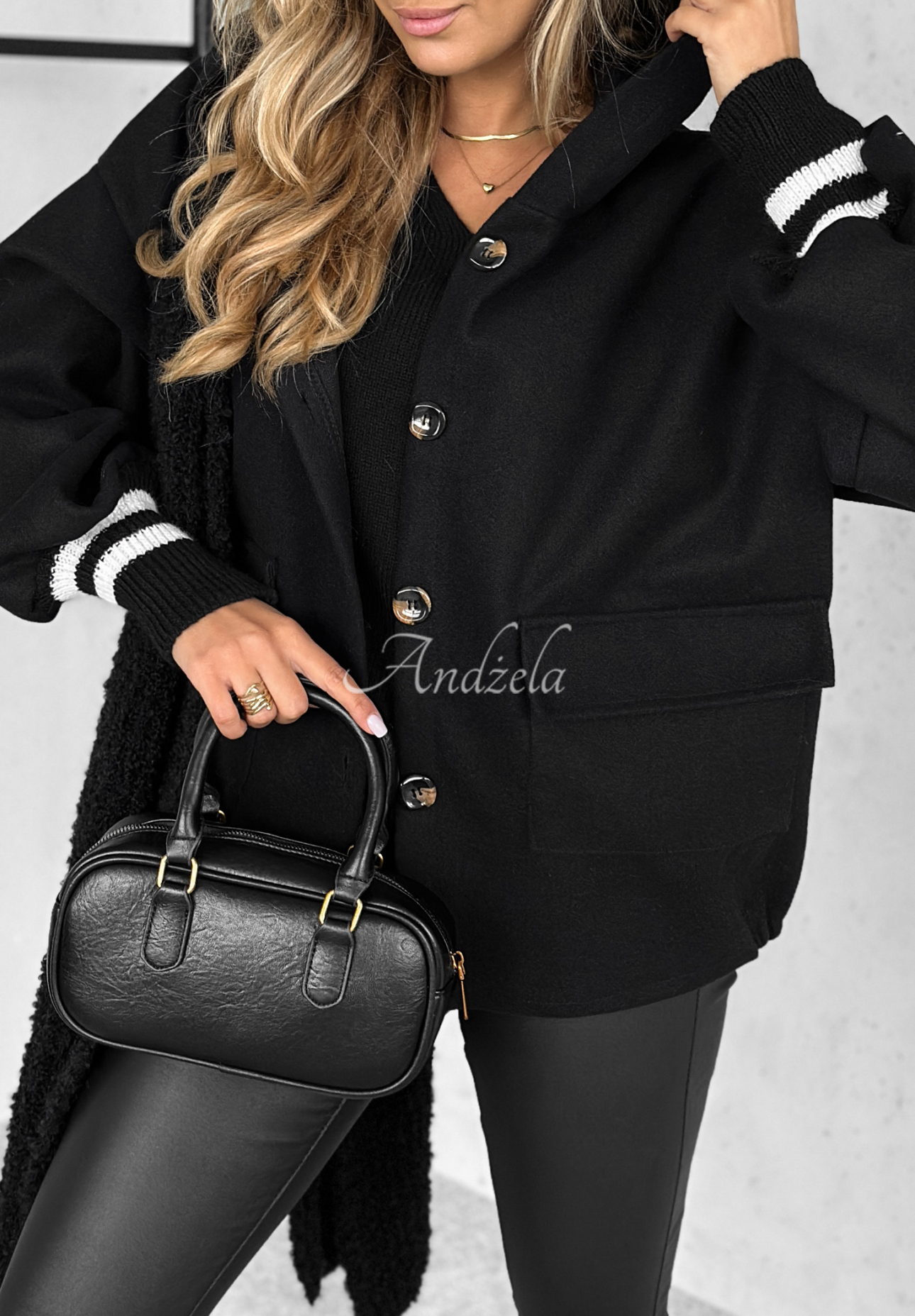 Your New Number short hooded jacket black