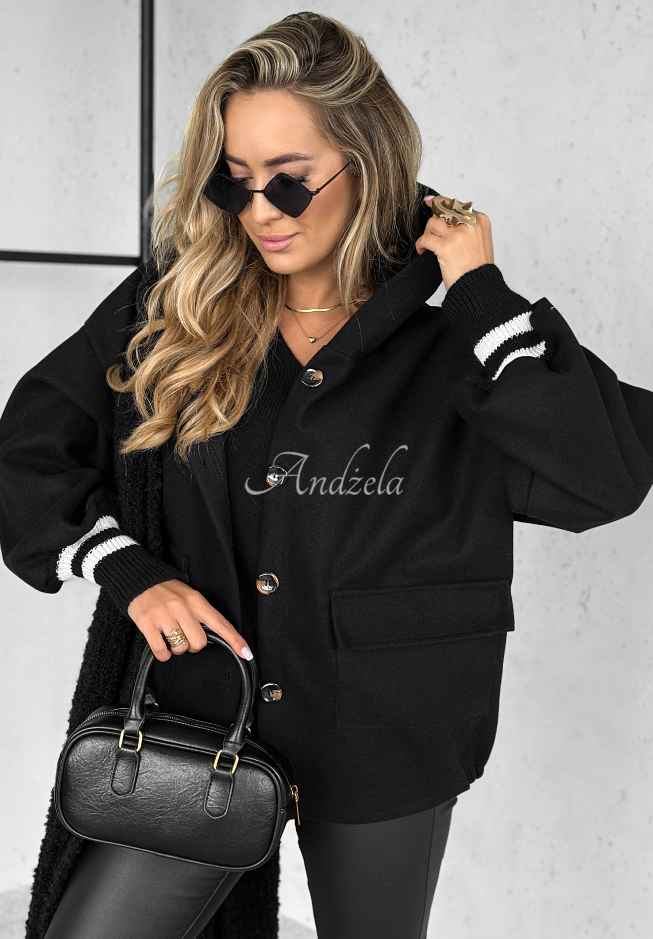 Your New Number short hooded jacket black