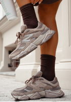 Długie prążkowane skarpetki Always Me czekoladowe