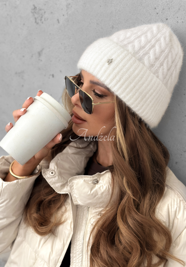 Braided Frosted Heart cap white