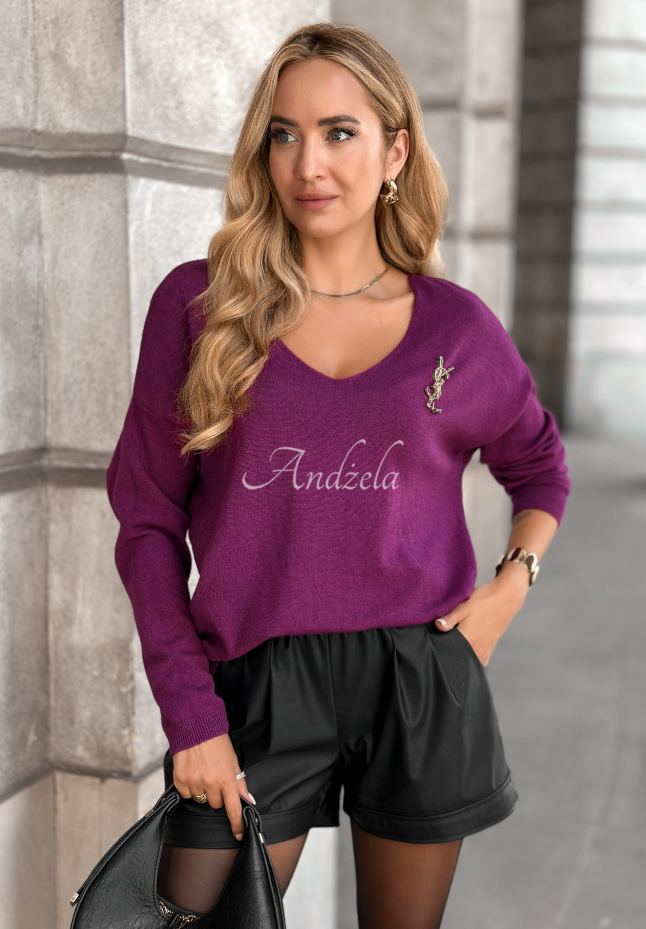 Lekki sweter z dekoltem Sensibility śliwkowy