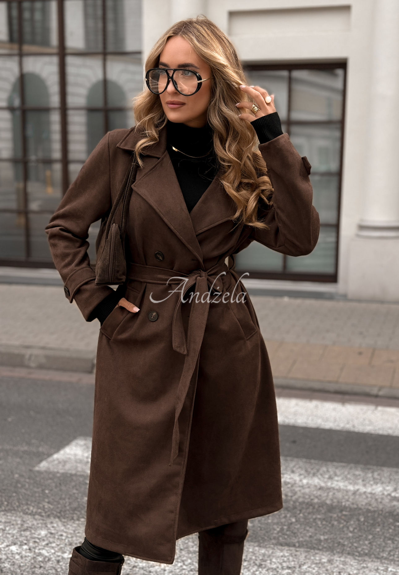 Suede coat with belt No Big Deal chocolate