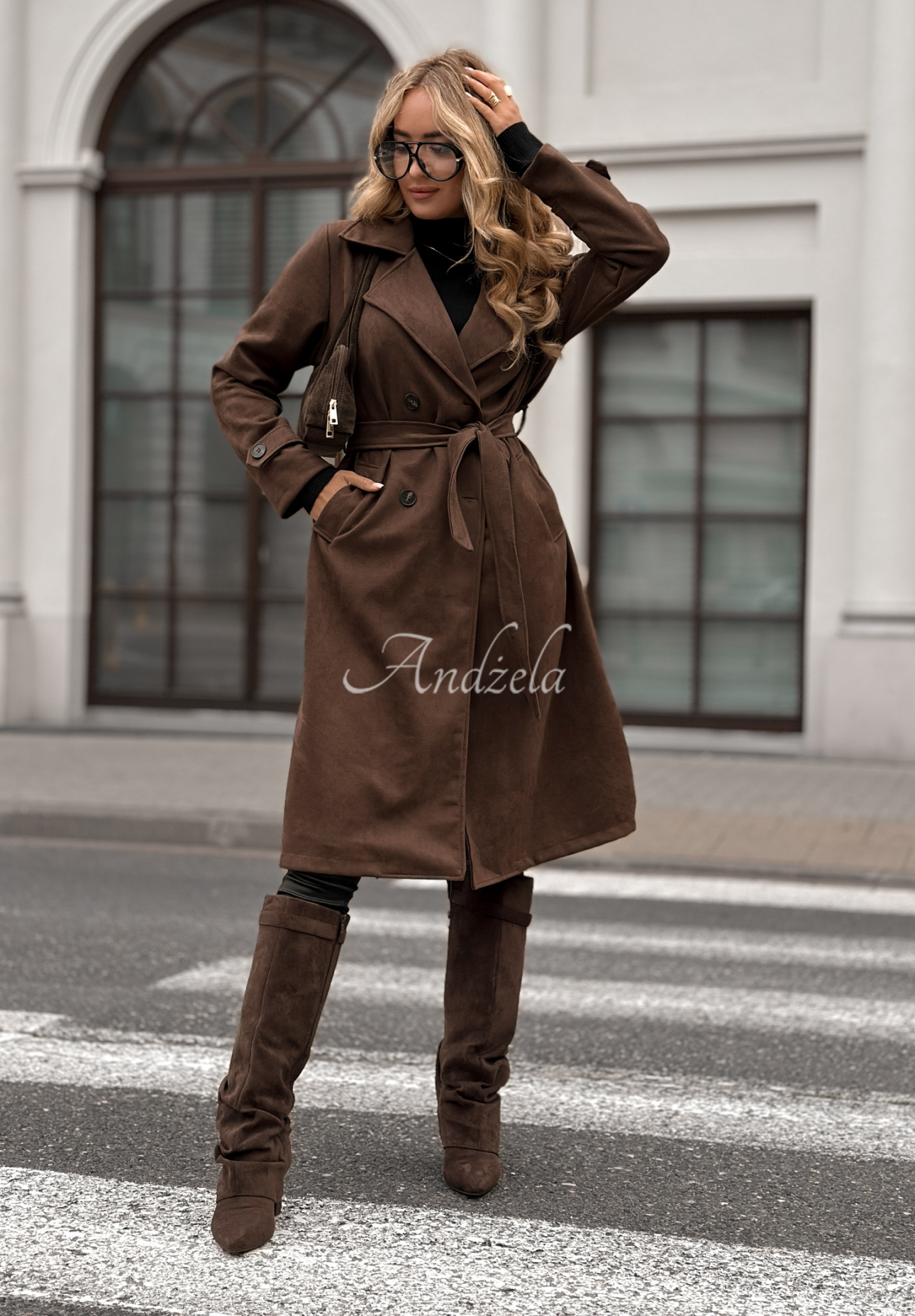 Suede coat with belt No Big Deal chocolate