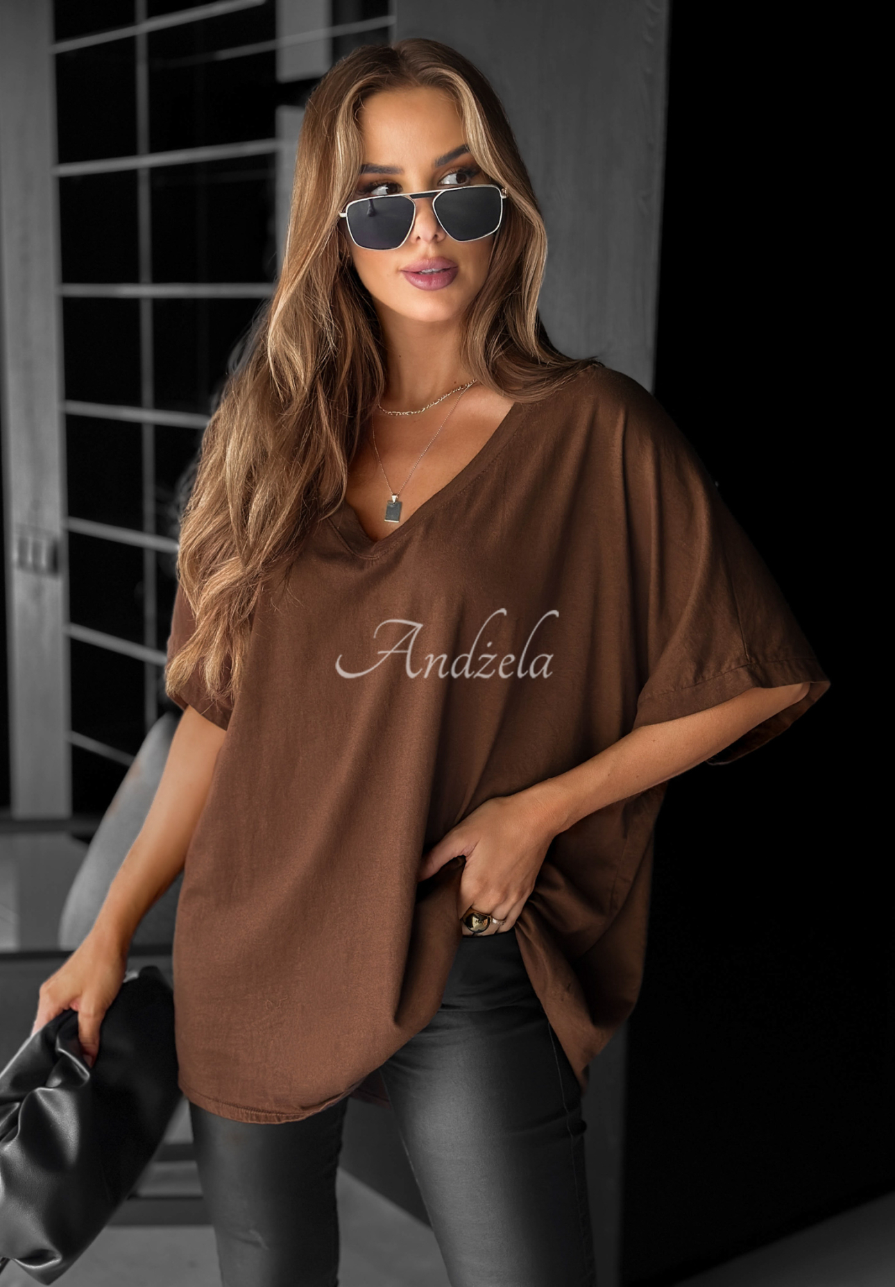 Bawełniany T-shirt oversize Need To Breathe czekoladowy