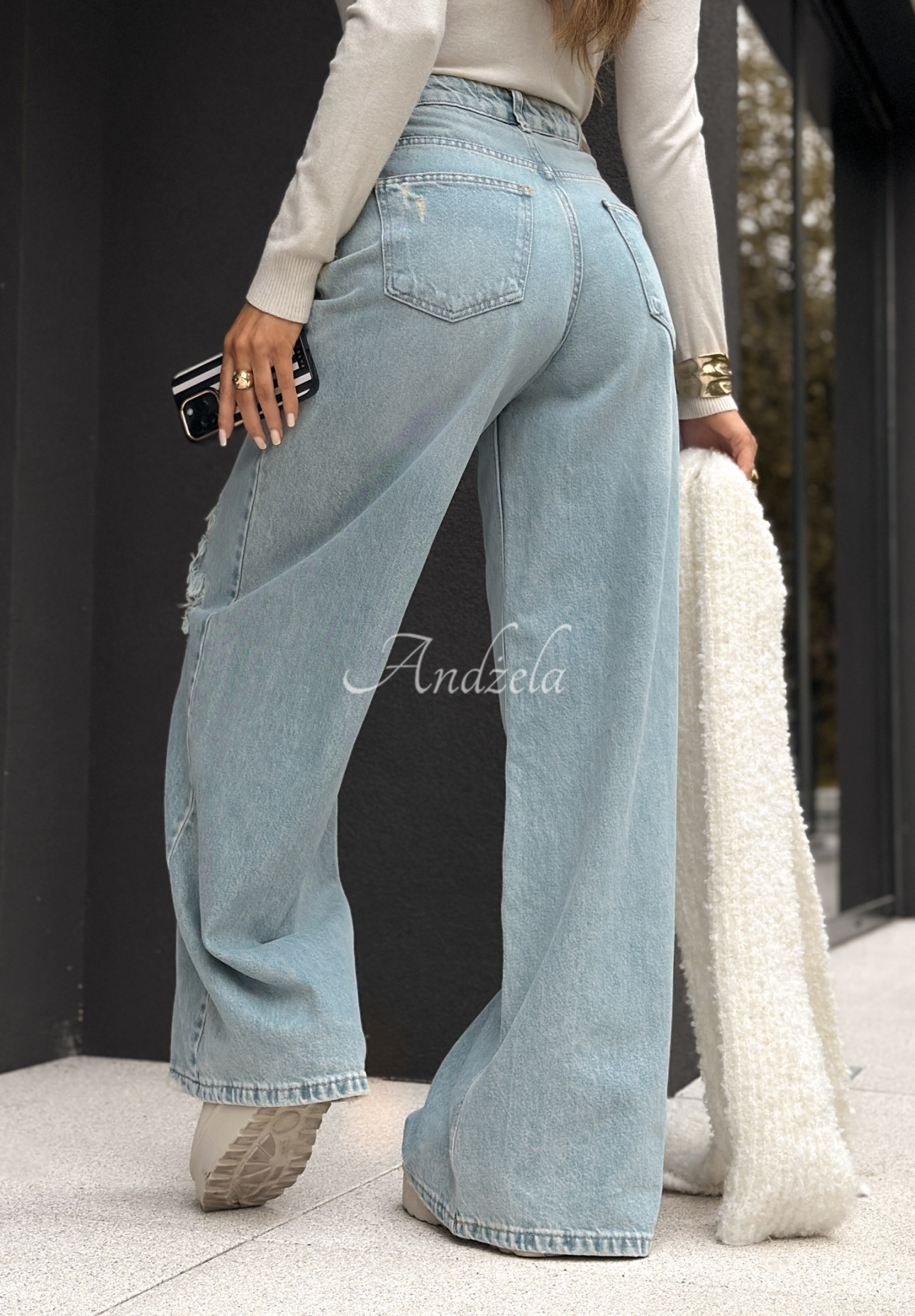 Spodnie jeansowe wide leg z przetarciami You Were Here jasnoniebieskie