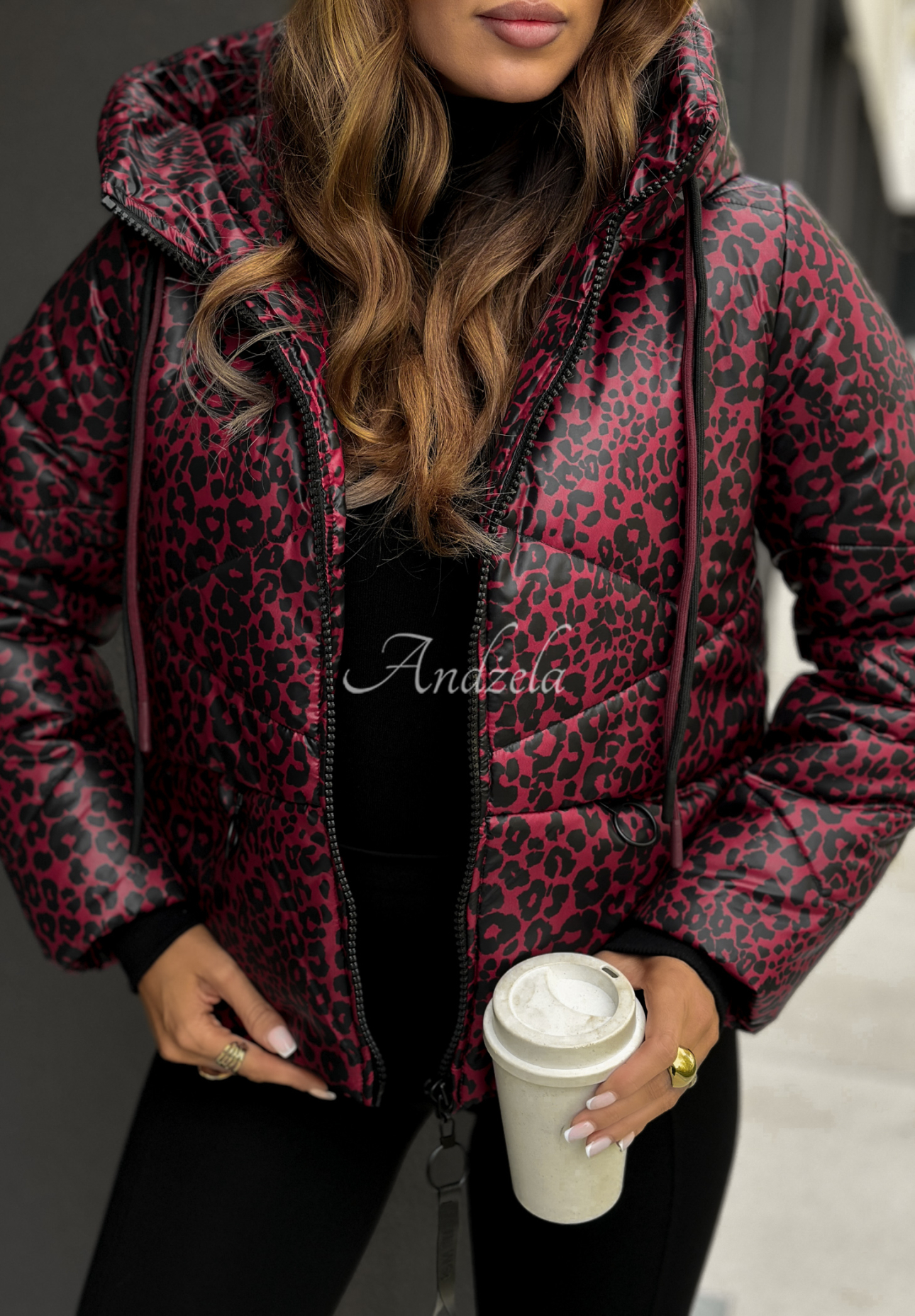 Short quilted jacket in camouflage Not Impressed burgundy