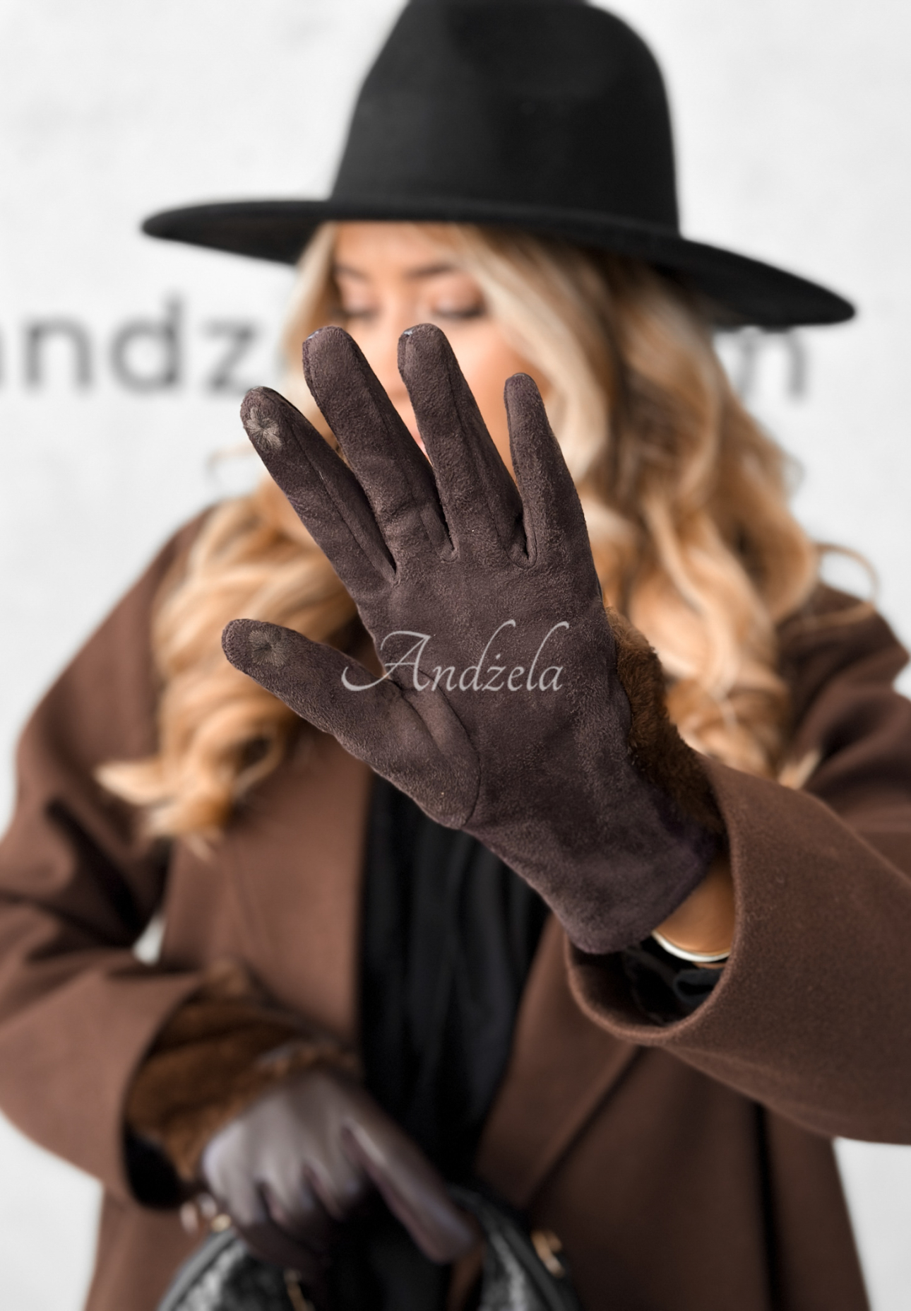 Skórzane rękawiczki z futerkiem Weather Alert czekoladowe