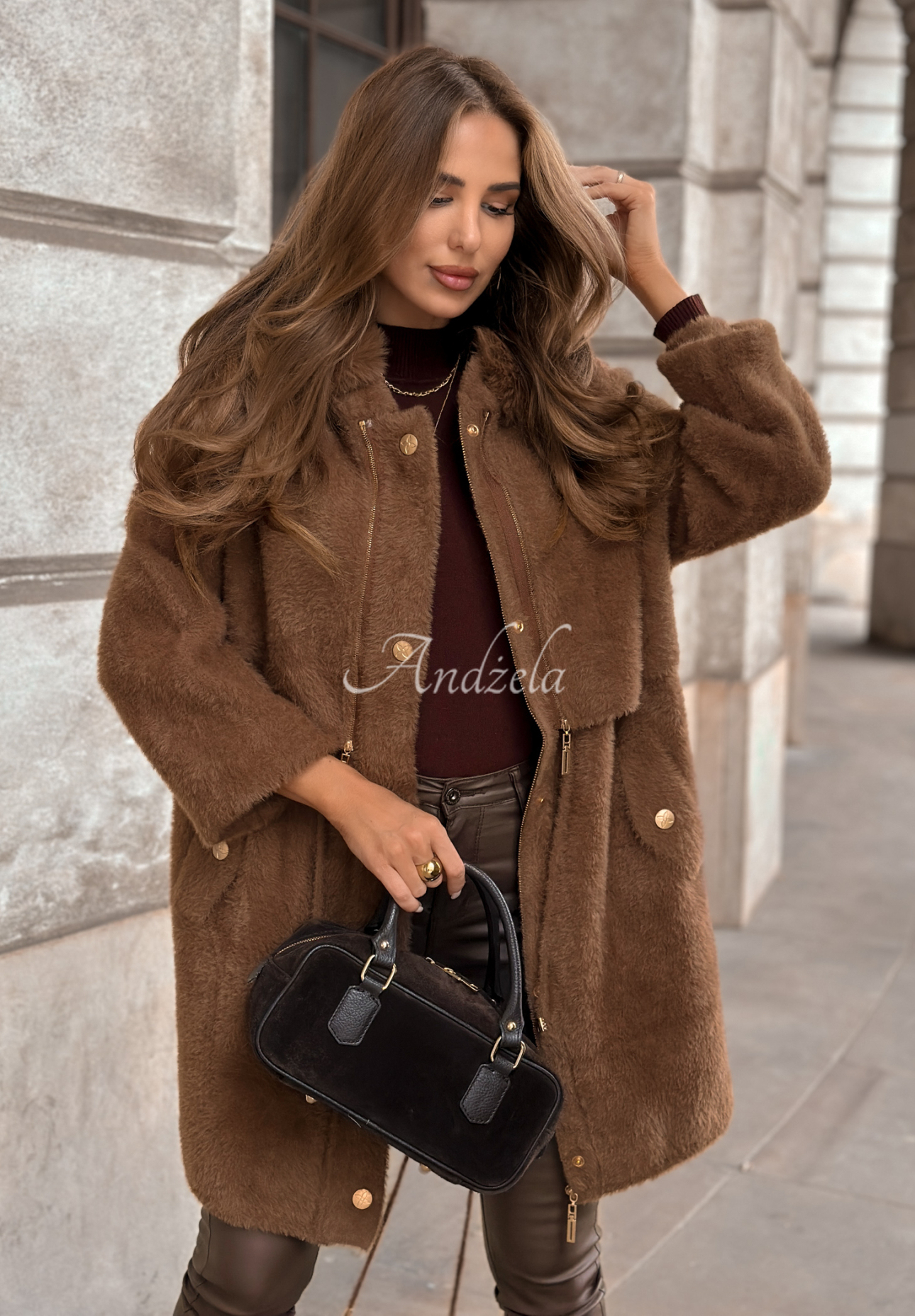 Długi wełniany płaszcz alpaka z angorą Inspire Me czekoladowy