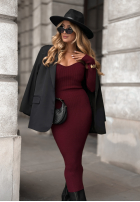 Prążkowana sukienka bodycon off shoulder Mrs Delusion burgundowa