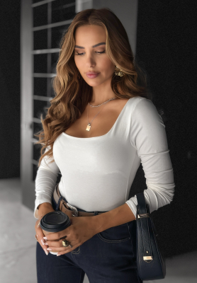 Wiskozowa bluzka z kwadratowym dekoltem Just Checking ecru