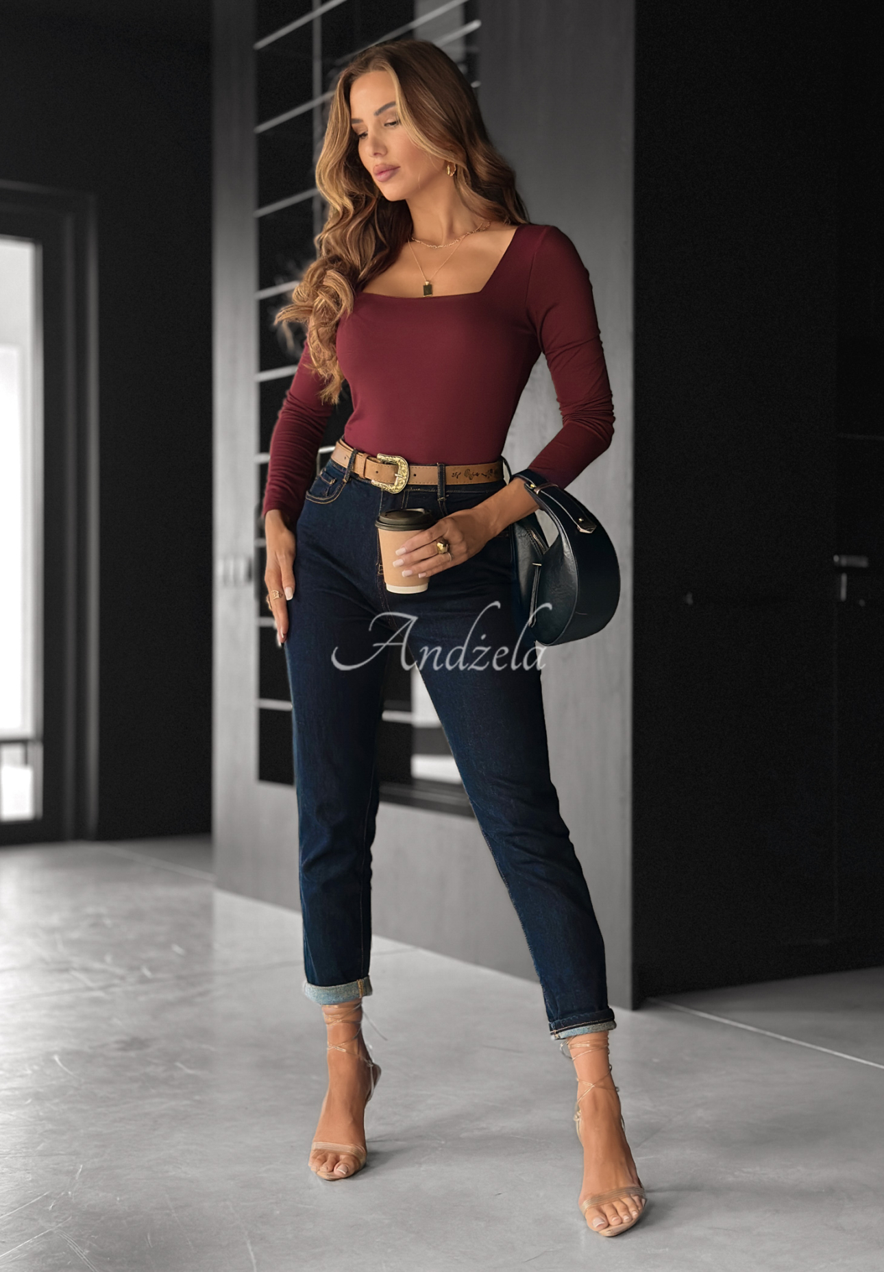 Wiskozowa bluzka z kwadratowym dekoltem Just Checking burgundowa