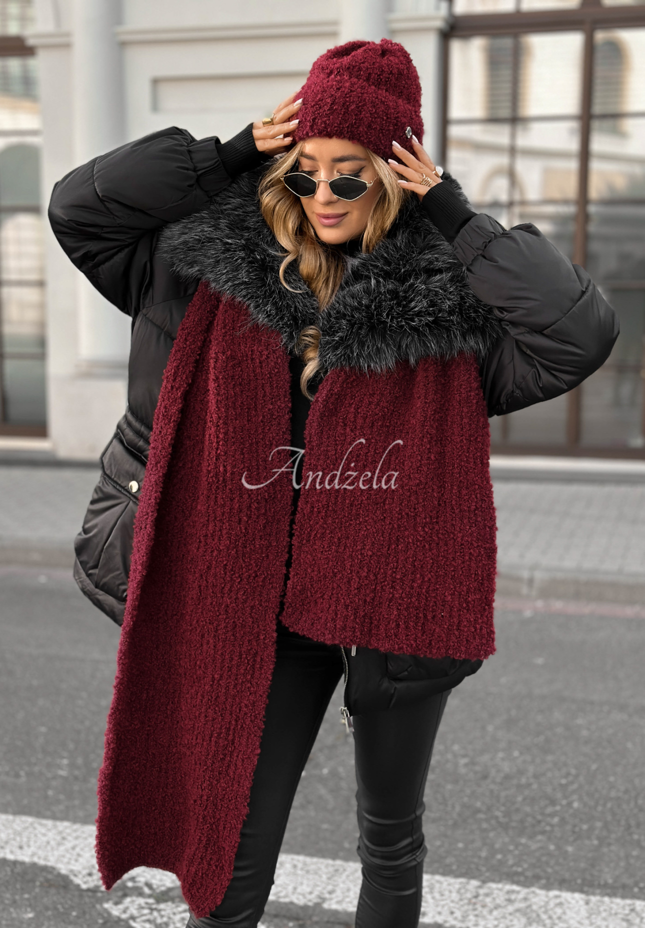 Szalik boucle Winter Everywhere burgundowy
