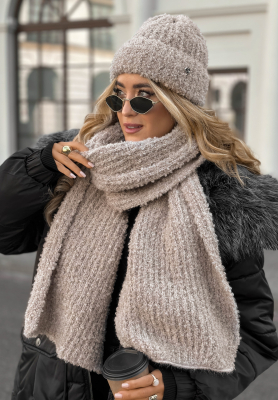 Szalik boucle Winter Everywhere beżowy