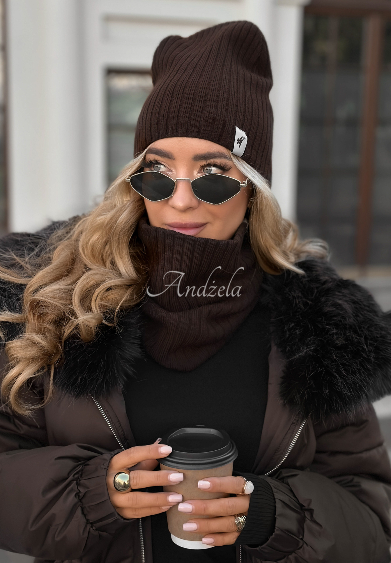 Striped cap Line chocolate