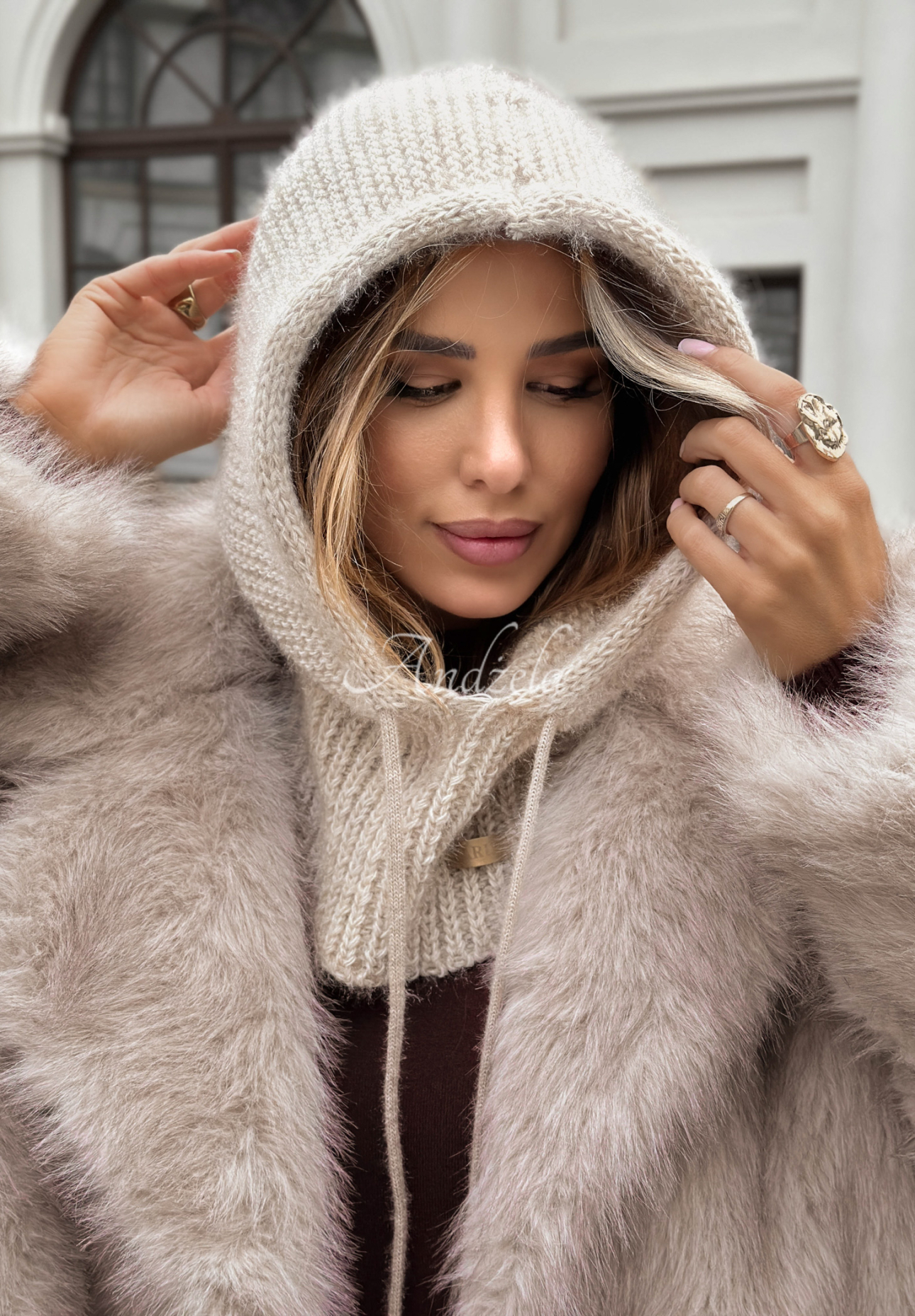 Winter Park balaclava hooded chimney beige
