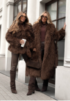 Krótkie futerko Show Me How czekoladowe