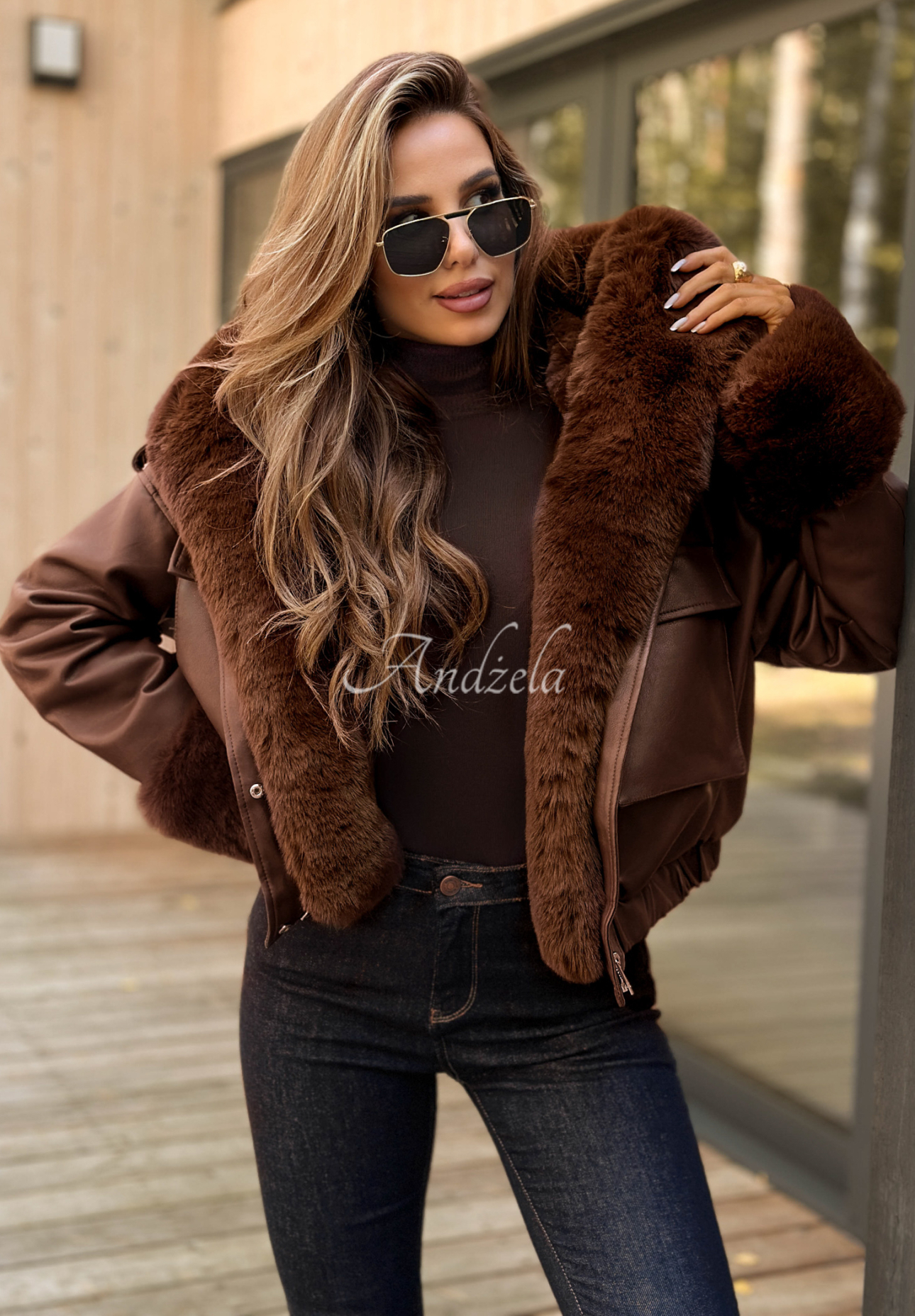 Feeling October chocolate short leather jacket with fur