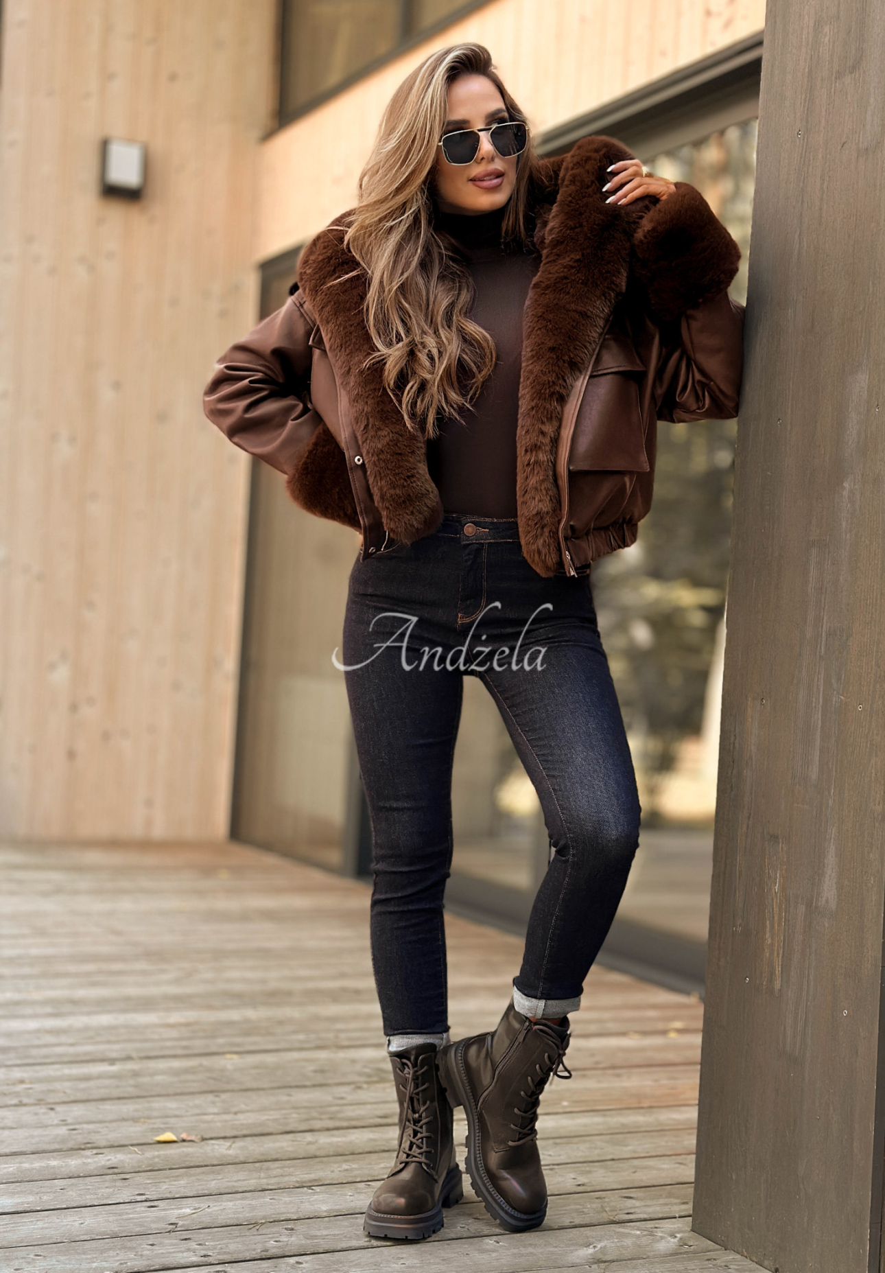 Feeling October chocolate short leather jacket with fur