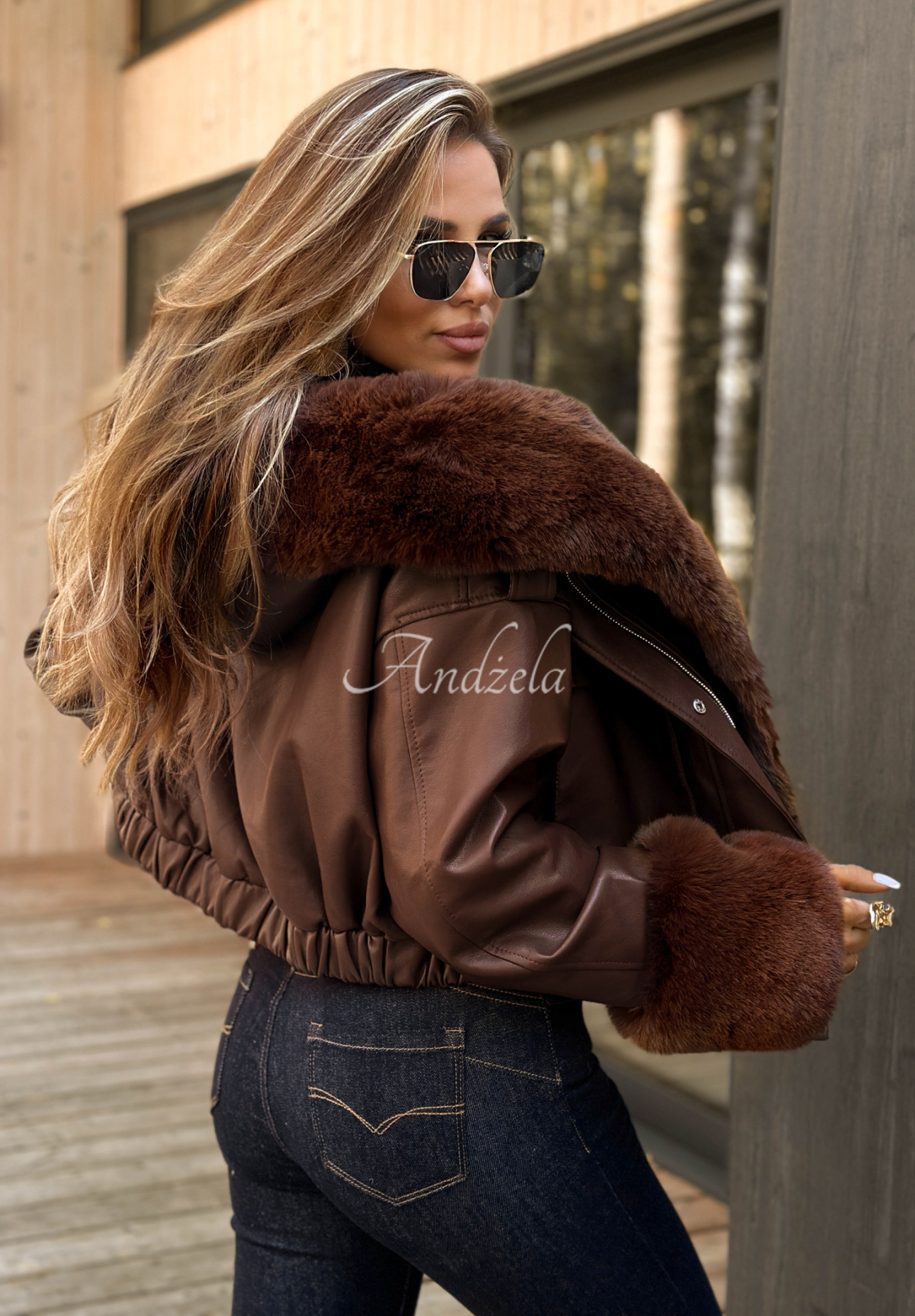 Feeling October chocolate short leather jacket with fur
