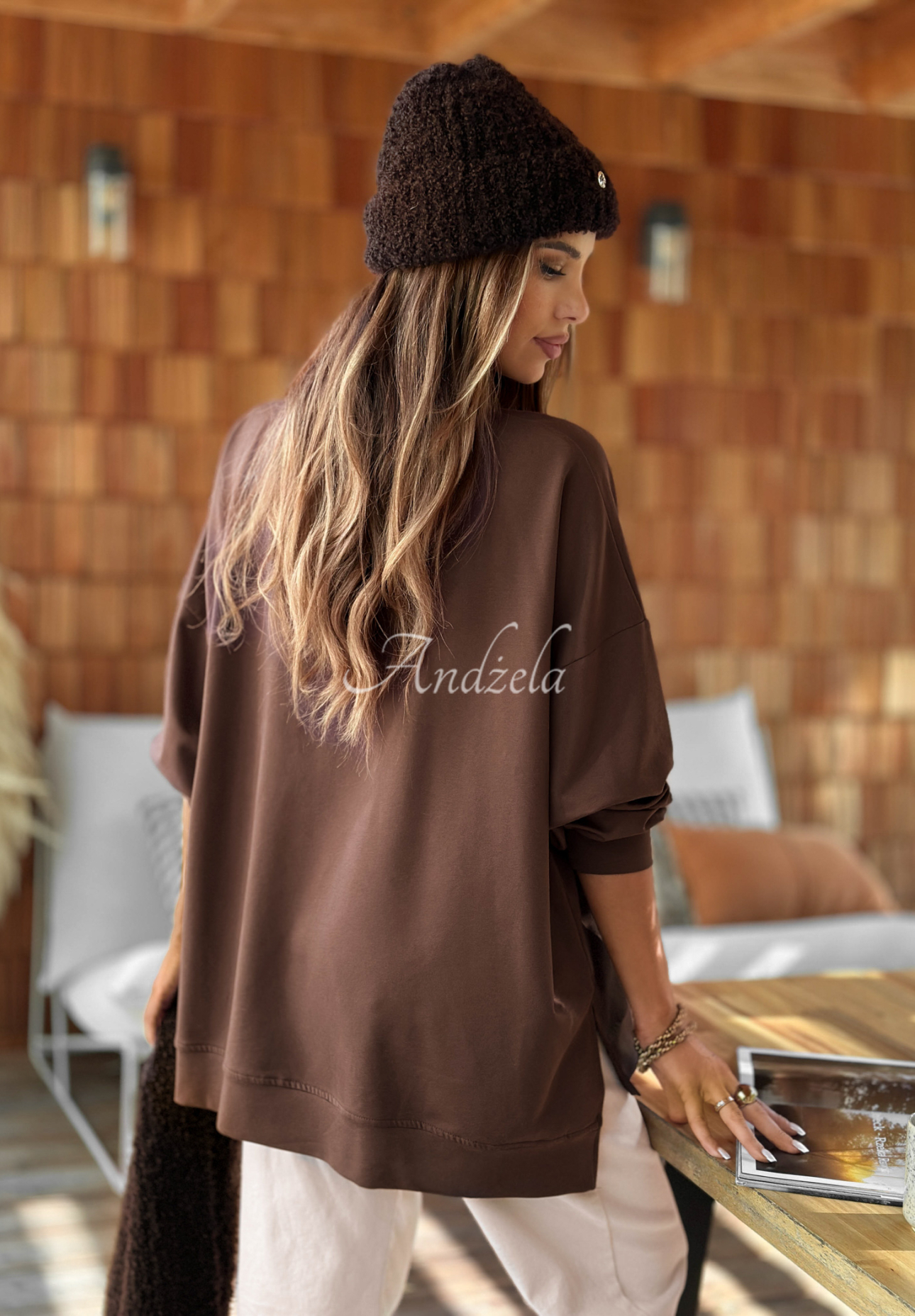 Bawełniana bluza oversize Not The Same czekoladowa