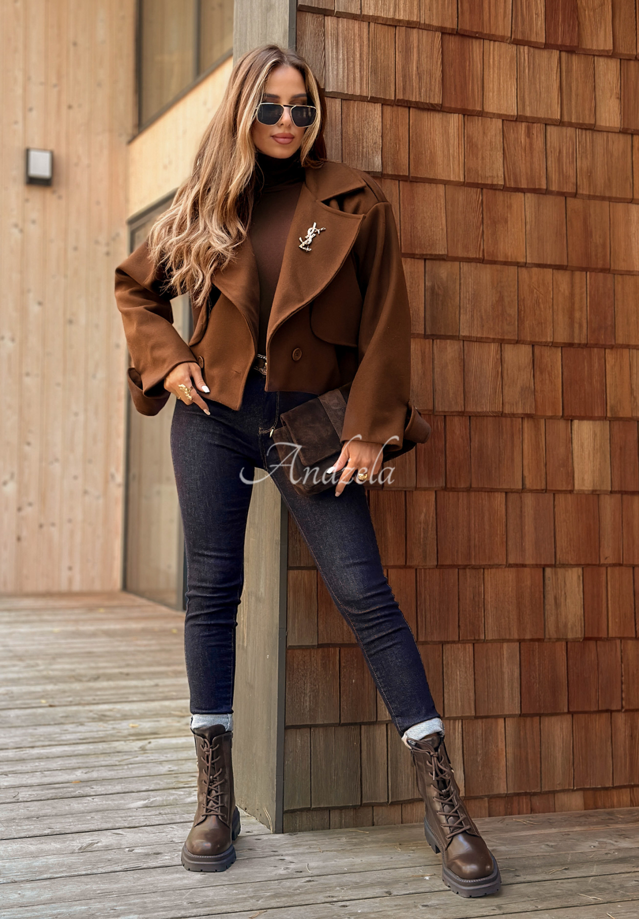 West Chicago short coat chocolate