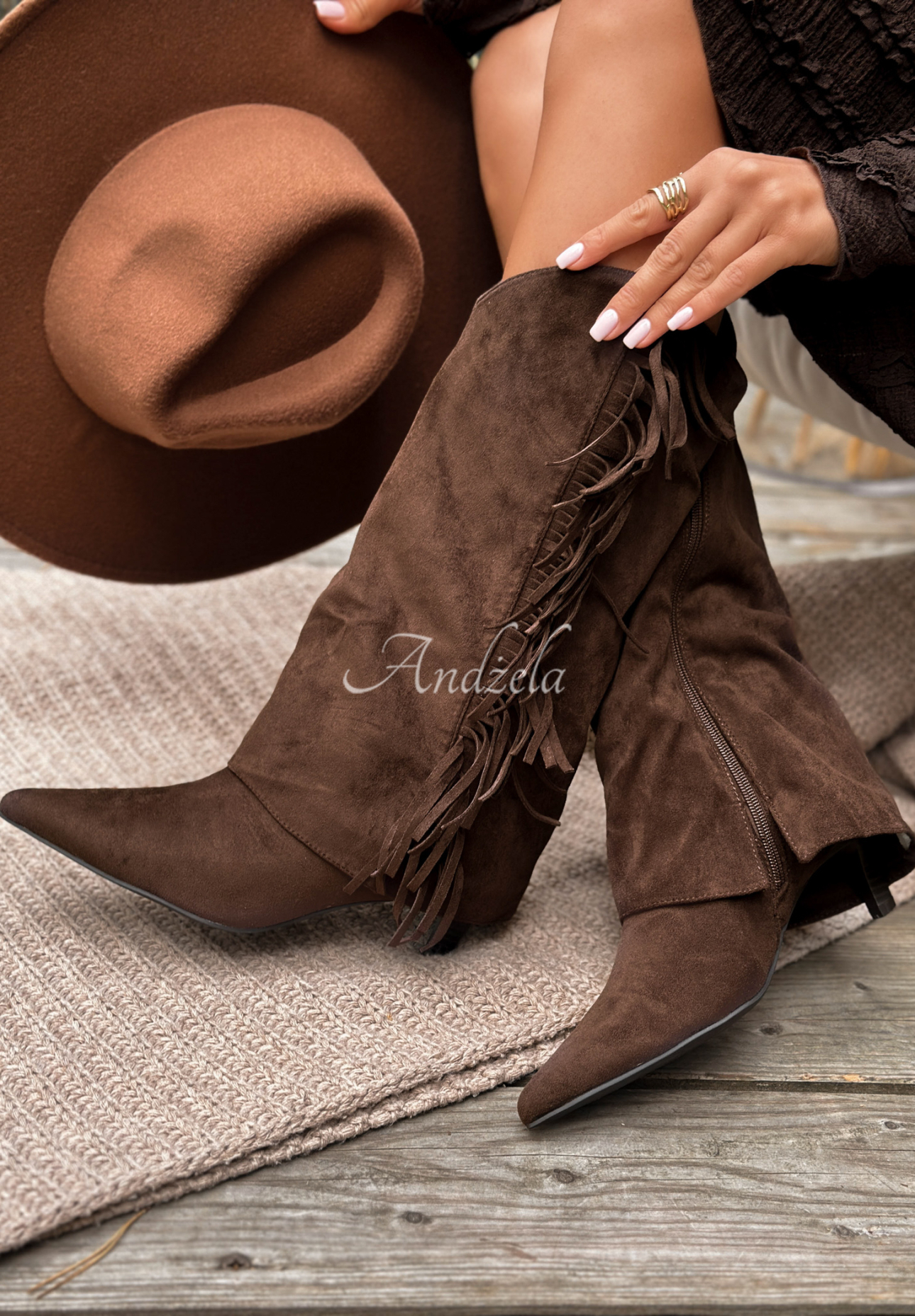 Suede fringed boots Doesn't Reply chocolate