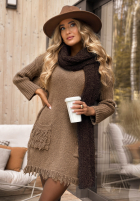 Dzianinowa sukienka z frędzlami Save the Date czekoladowa