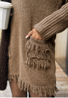 Dzianinowa sukienka z frędzlami Save the Date czekoladowa